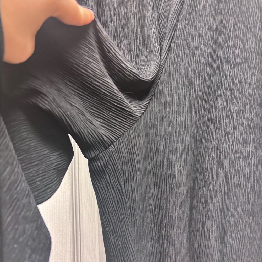 Bailey 44 Black Pleated Wide Leg Pants Size M - Picture 5 of 9